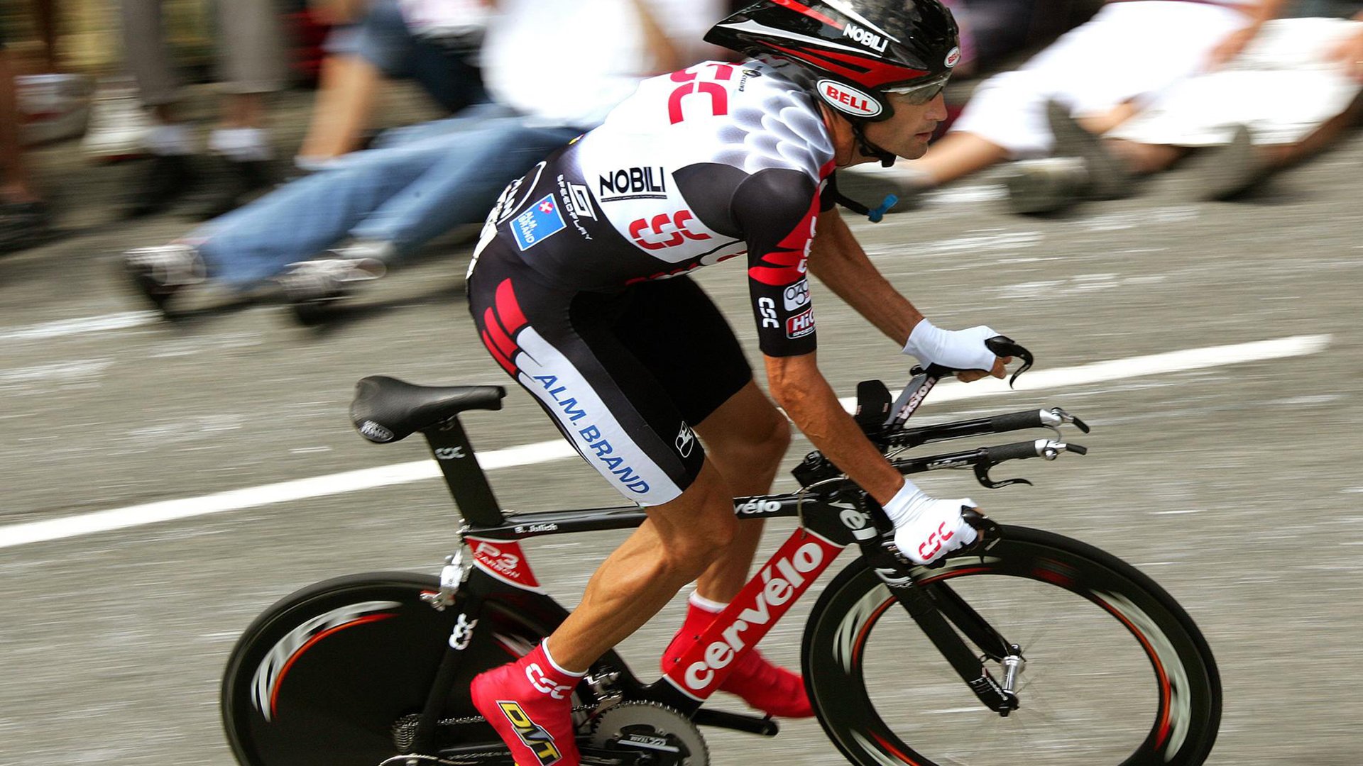 星空体育全站-教练如何判断比赛节奏是否需临时改变，比赛正在进行中教练可以随时提醒指导运动员吗